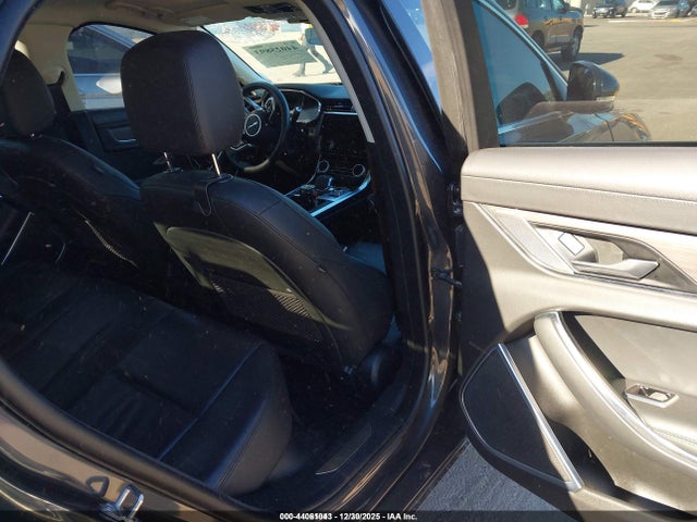 2022 JAGUAR XF SAJBE4FX4NCY90774 Photo 7