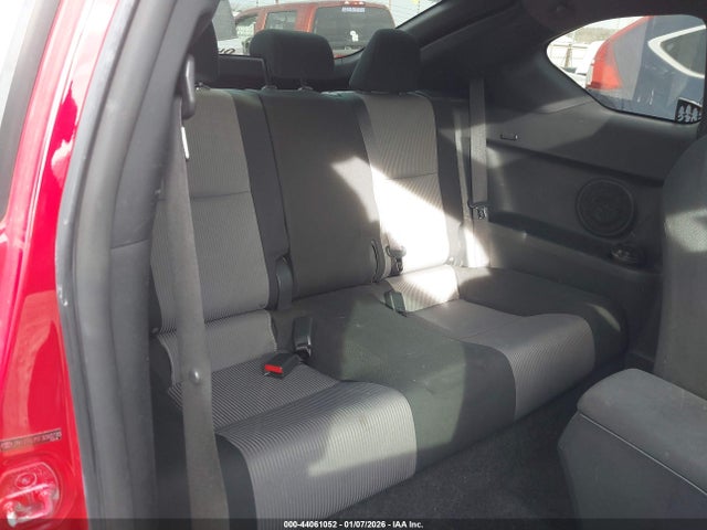 2015 Scion Tc მანქანა იყიდება აუქციონზე, vin: JTKJF5C75F3093770, აუქციონის ნომერი: 44061052