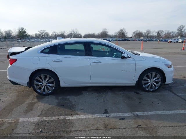 1G1ZH5SX1HF173678 Chevrolet Malibu Premier