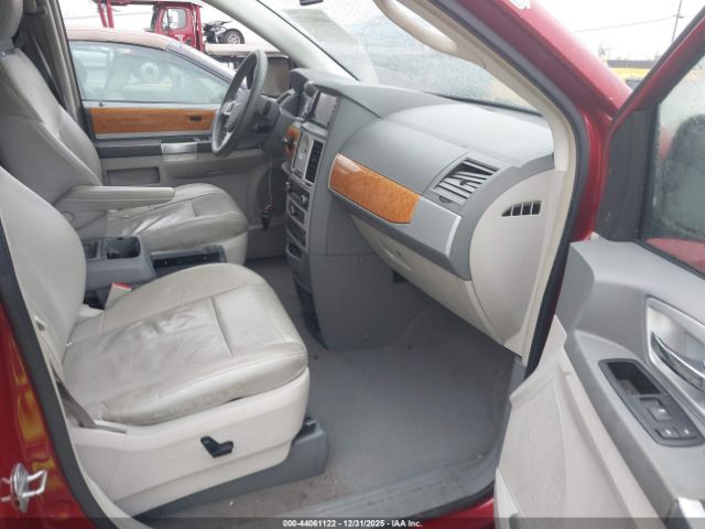 2008 CHRYSLER TOWN & COUNTRY 2A8HR64X48R735450 Photo 4