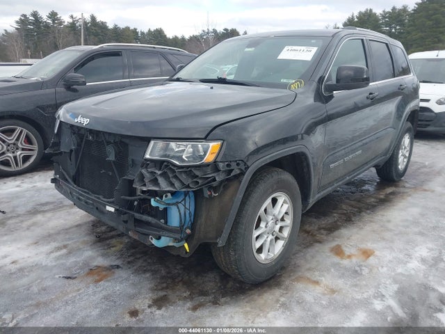 1C4RJFAG7KC785752 Jeep Grand Cherokee Laredo E 4x4