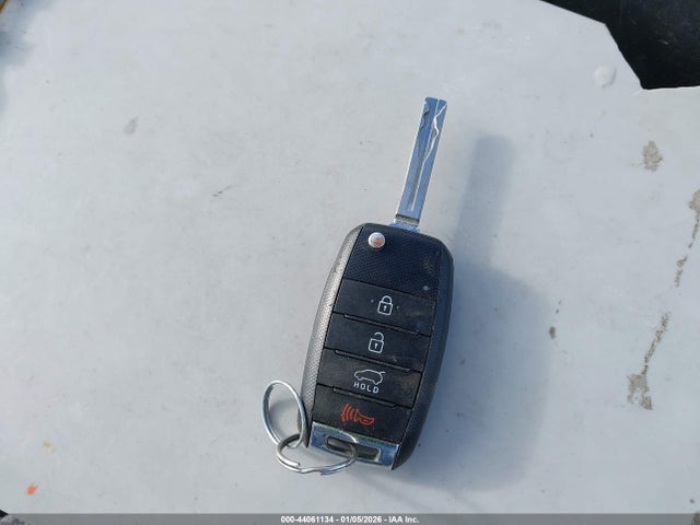 KNDPBCAC1G7801959 KIA Sportage Lx