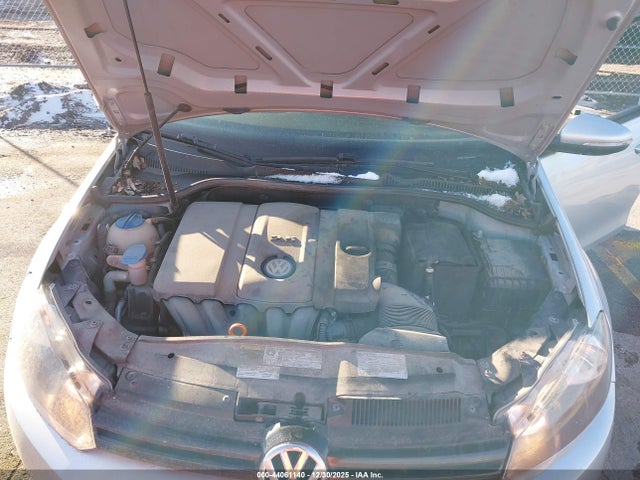 Продаж на аукціоні авто 2013 Volkswagen Golf 2.5l 4-door, vin: WVWDB7AJ4DW102531, номер лоту: 44061140
