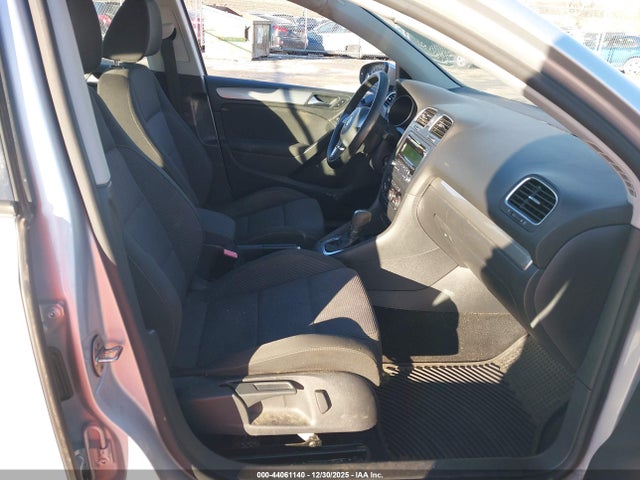 Продаж на аукціоні авто 2013 Volkswagen Golf 2.5l 4-door, vin: WVWDB7AJ4DW102531, номер лоту: 44061140