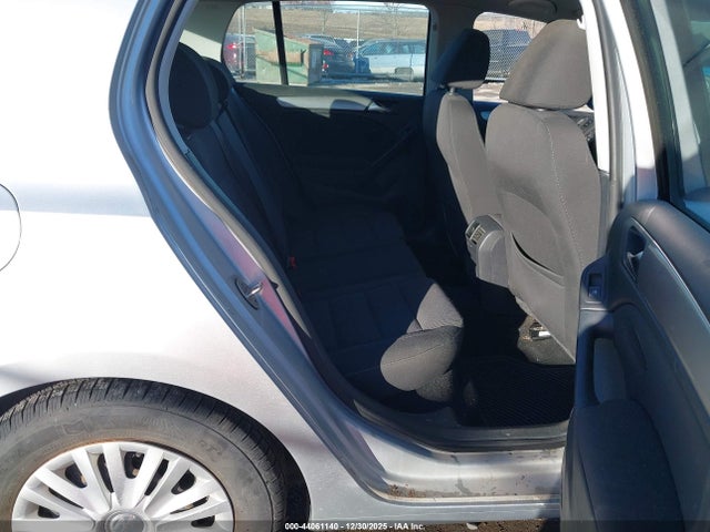 Продаж на аукціоні авто 2013 Volkswagen Golf 2.5l 4-door, vin: WVWDB7AJ4DW102531, номер лоту: 44061140