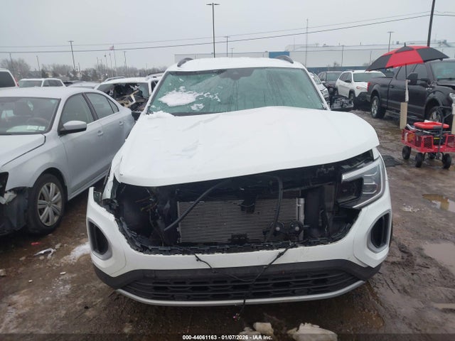 2024 Volkswagen Atlas 2.0t Se W/technology მანქანა იყიდება აუქციონზე, vin: 1V2HR2CA7RC593228, აუქციონის ნომერი: 44061163