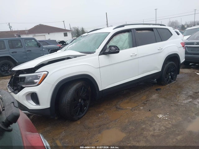 2024 Volkswagen Atlas 2.0t Se W/technology მანქანა იყიდება აუქციონზე, vin: 1V2HR2CA7RC593228, აუქციონის ნომერი: 44061163