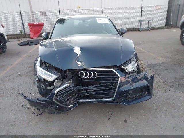 WAUJ8GFF8J1049392 Audi A3 2.0t Premium/2.0t Tech Premium
