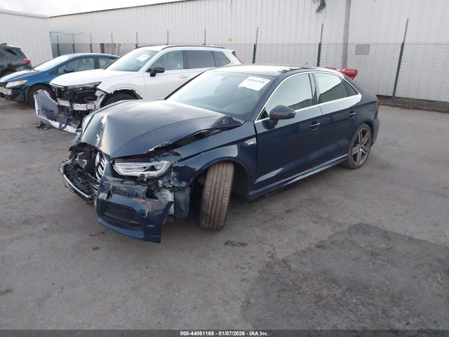 2018 AUDI A3 WAUJ8GFF8J1049392 Photo 1