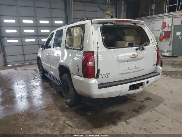 2007 CHEVROLET TAHOE 1GNFK13017J195205 Photo 2