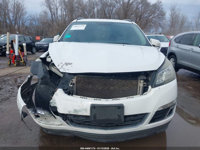 2017 Chevrolet Traverse 1lt მანქანა იყიდება აუქციონზე, vin: 1GNKRGKD7HJ266653, აუქციონის ნომერი: 44061174
