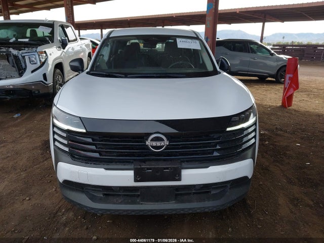 3N8AP6BBXSL390228 Nissan Kicks S Intelligent Awd