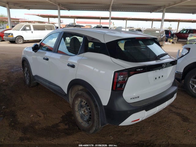 3N8AP6BBXSL390228 Nissan Kicks S Intelligent Awd