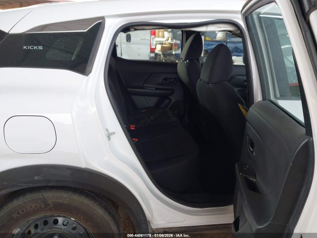 3N8AP6BBXSL390228 Nissan Kicks S Intelligent Awd