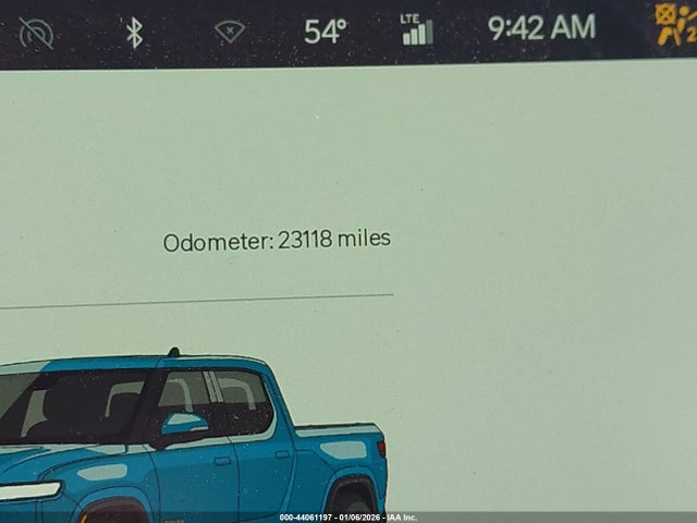 Rivian R1t Adventure 2022 7FCTGAAAXNN008360 Image 16