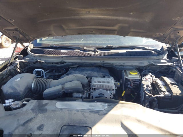 Продаж на аукціоні авто 2022 Jeep Wagoneer Series Ii 4x2, vin: 1C4SJUBTXNS149046, номер лоту: 44061235