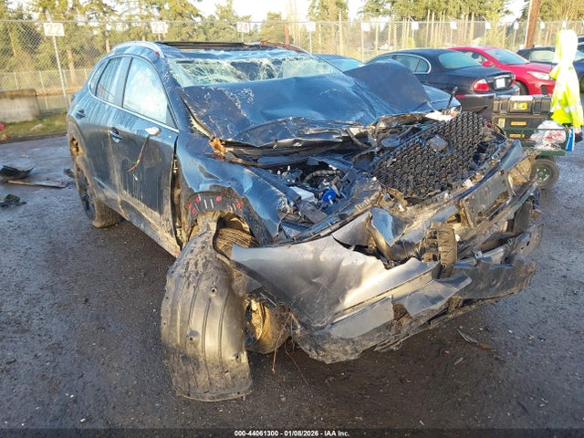 44061300 :رقم المزاد ، 3MVDMBAY3NM436253 vin ، 2022 Mazda Cx-30 2.5 Turbo مزاد بيع