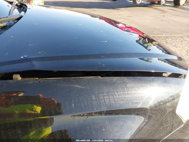 2G1WB5E35E1138318 Chevrolet Impala Limited Lt