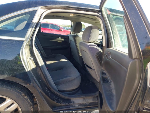2G1WB5E35E1138318 Chevrolet Impala Limited Lt