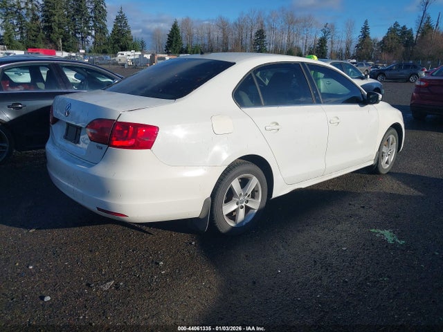 3VWLL7AJ5EM352271 Volkswagen Jetta