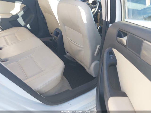3VWLL7AJ5EM352271 Volkswagen Jetta