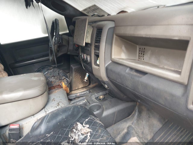44061350 :رقم المزاد ، 3C7WDTCL3CG121243 vin ، 2012 Ram 3500 Chassis St/slt/laramie مزاد بيع