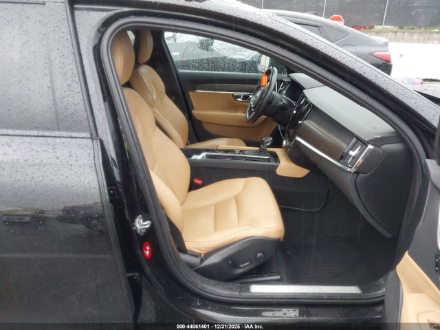 YV4102NK4J1026023 Volvo V90 Cross Country T5