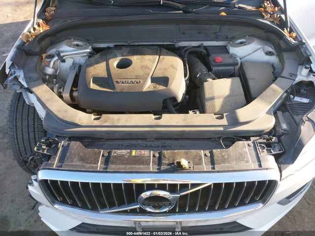 2019 VOLVO XC60 LYVA22RL5KB310853 Photo 9