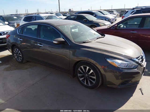1N4AL3AP3HC140553 Nissan Altima 2.5 Sv