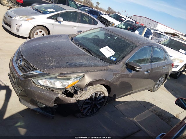1N4AL3AP3HC140553 Nissan Altima 2.5 Sv