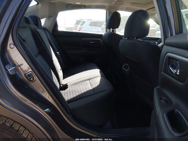 1N4AL3AP3HC140553 Nissan Altima 2.5 Sv