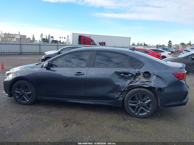 3KPF34AD9LE261536 KIA Forte Gt-line