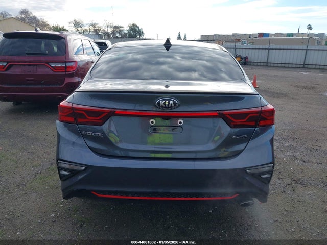 3KPF34AD9LE261536 KIA Forte Gt-line