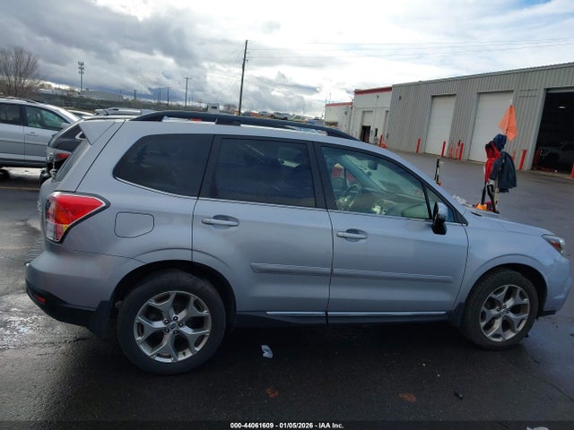 Subaru Forester 2.5i Touring 2017 JF2SJAWC9HH559512 Image 12