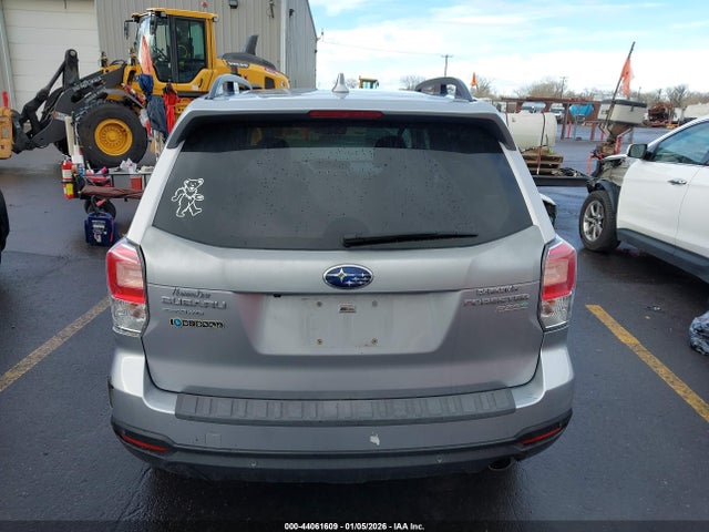 Subaru Forester 2.5i Touring 2017 JF2SJAWC9HH559512 Image 15