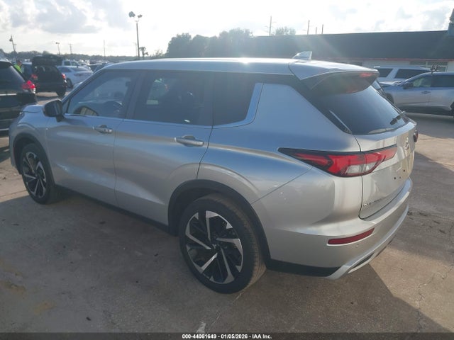 2023 MITSUBISHI OUTLANDER JA4J3UA89PZ011134 Photo 2