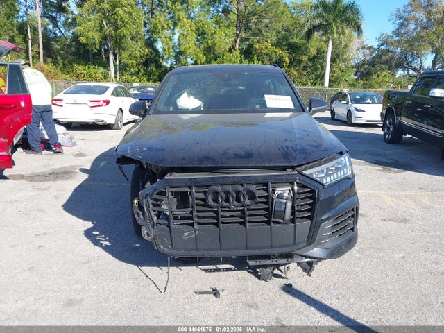 44061675 :رقم المزاد ، WA1VXAF78MD017701 vin ، 2021 Audi Q7 Prestige 55 Tfsi Quattro Tiptronic مزاد بيع