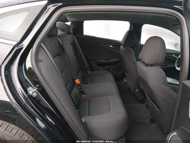 1G1ZG5ST7NF215122 Chevrolet Malibu Fwd Rs