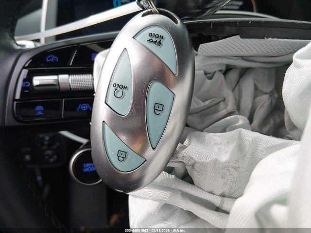 2025 HYUNDAI IONIQ 6 KMHM54AA7SA083971 Photo 10