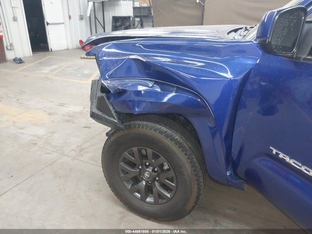 3TMAZ5CN9NM179545 Toyota Tacoma Sr5 V6