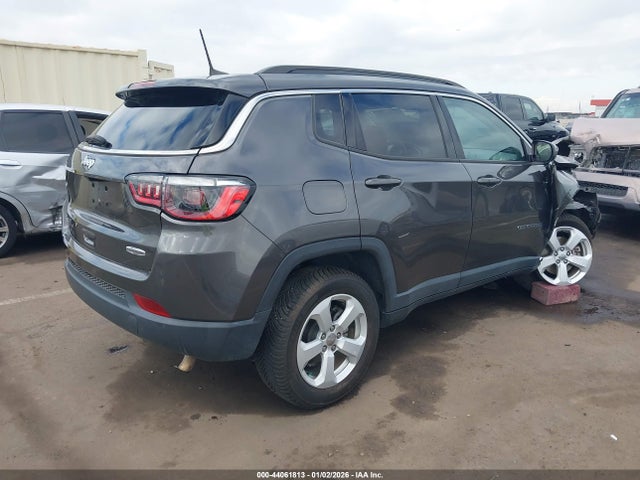 Jeep Compass Latitude 4x4 2021 3C4NJDBB3MT547538 Image 4