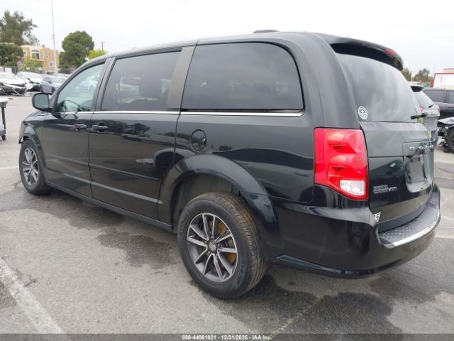 2017 DODGE GRAND CARAVAN 2C4RDGCG2HR677579 Photo 2