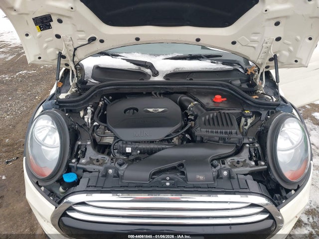2018 MINI HARDTOP WMWXP5C59J3C65613 Photo 9