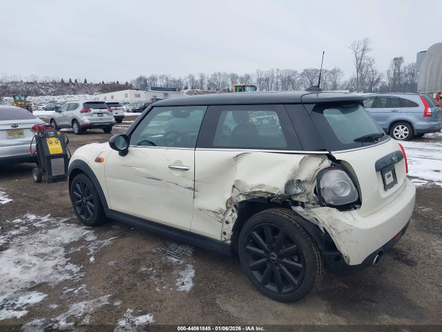 2018 MINI HARDTOP WMWXP5C59J3C65613 Photo 5