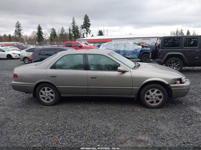 1998 Toyota Camry Le V6 მანქანა იყიდება აუქციონზე, vin: 4T1BF28K2WU059122, აუქციონის ნომერი: 44061854