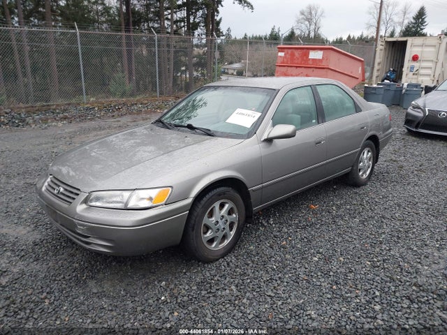 1998 Toyota Camry Le V6 მანქანა იყიდება აუქციონზე, vin: 4T1BF28K2WU059122, აუქციონის ნომერი: 44061854