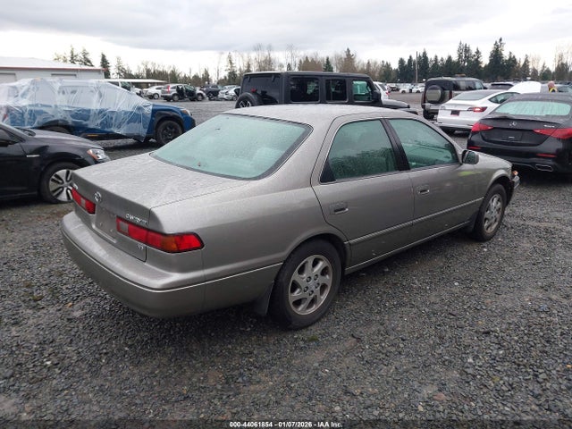 1998 Toyota Camry Le V6 მანქანა იყიდება აუქციონზე, vin: 4T1BF28K2WU059122, აუქციონის ნომერი: 44061854
