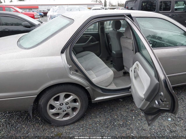 1998 Toyota Camry Le V6 მანქანა იყიდება აუქციონზე, vin: 4T1BF28K2WU059122, აუქციონის ნომერი: 44061854