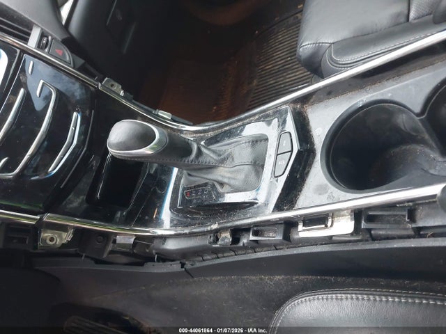 2015 Cadillac Ats Luxury მანქანა იყიდება აუქციონზე, vin: 1G6AH5RX8F0111546, აუქციონის ნომერი: 44061864