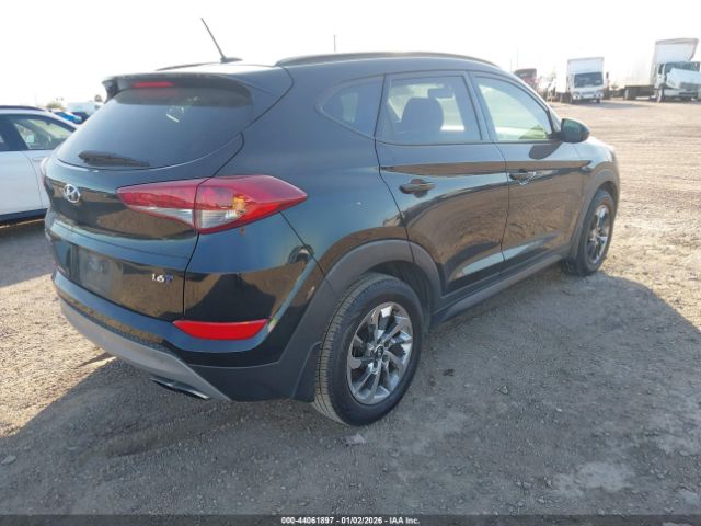 2017 HYUNDAI TUCSON KM8J33A23HU361350 Photo 3